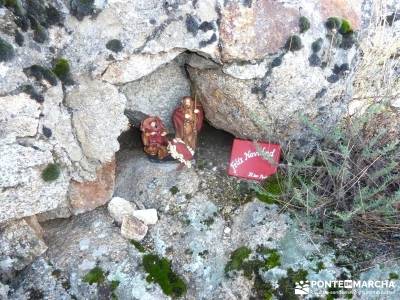 Chorranca, Moño Tía Andréa; cerezo en flor grupo senderismo alicante valle de jerte senderismo bu